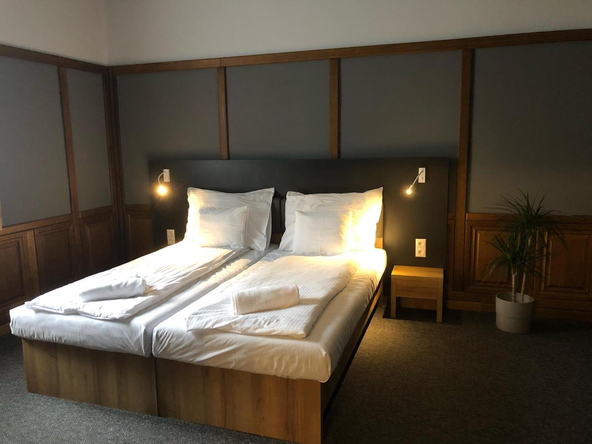 Svajci Lak Panzio Bed and Breakfast Nyíregyháza Εξωτερικό φωτογραφία