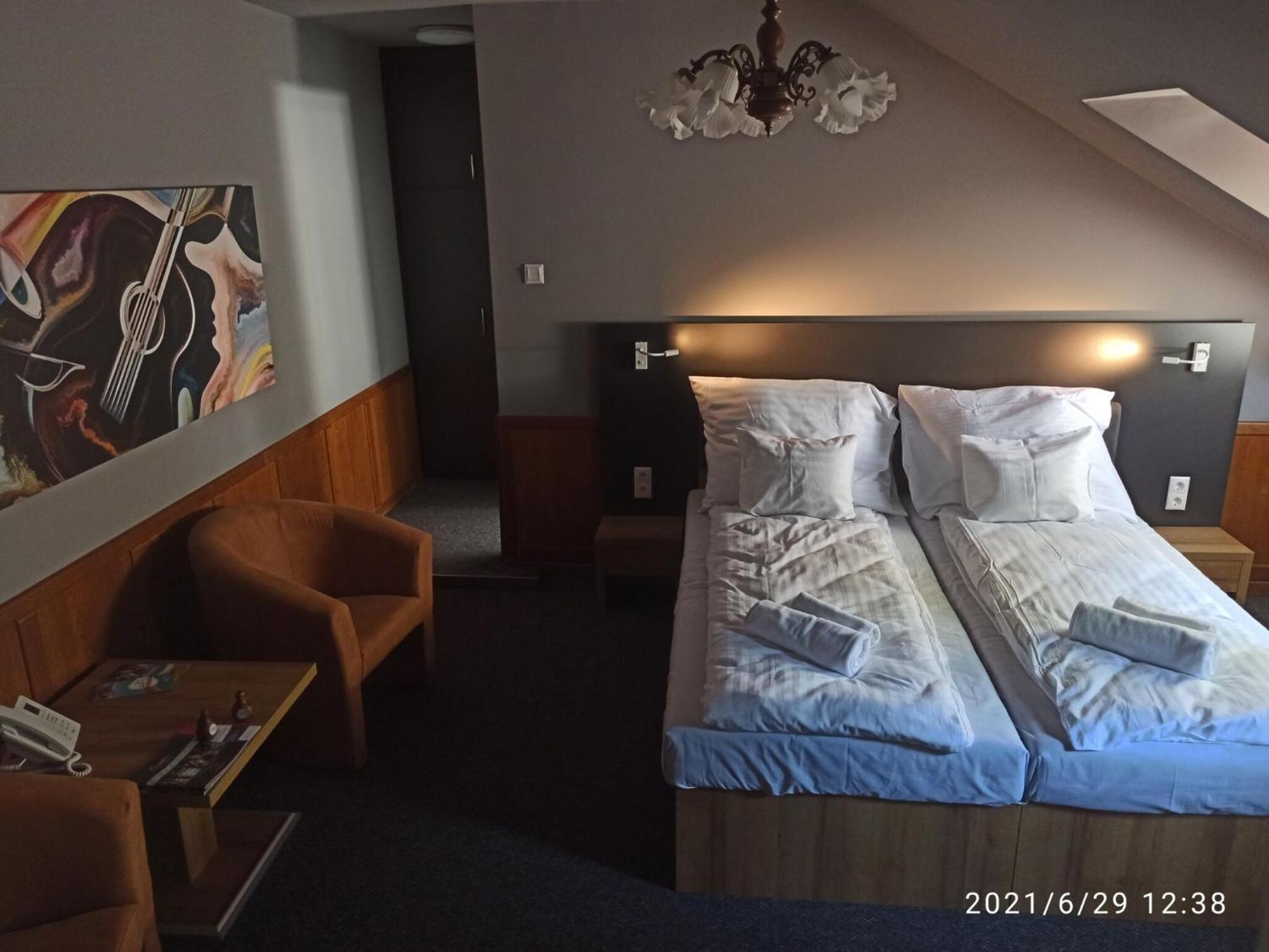 Svajci Lak Panzio Bed and Breakfast Nyíregyháza Εξωτερικό φωτογραφία