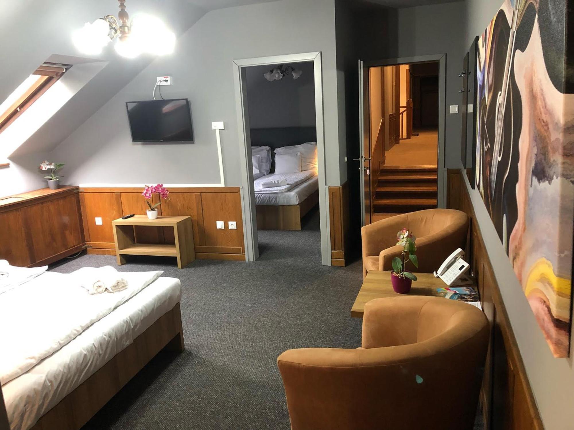 Svajci Lak Panzio Bed and Breakfast Nyíregyháza Εξωτερικό φωτογραφία