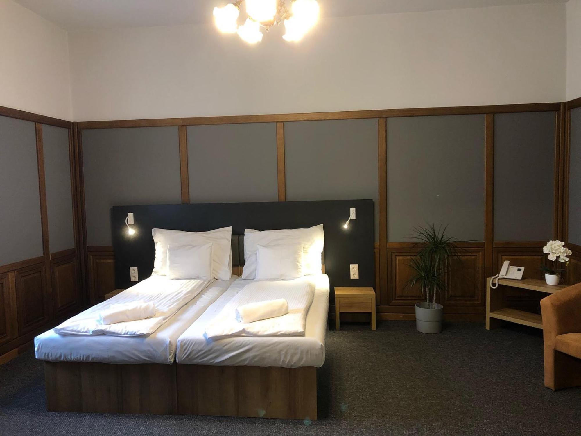 Svajci Lak Panzio Bed and Breakfast Nyíregyháza Εξωτερικό φωτογραφία